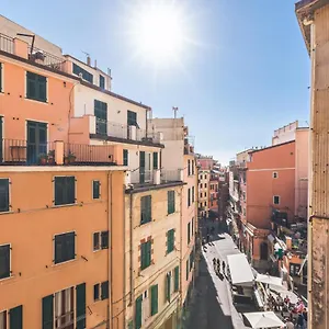 https://5-terre-discovering.hotelitalianriviera.com
